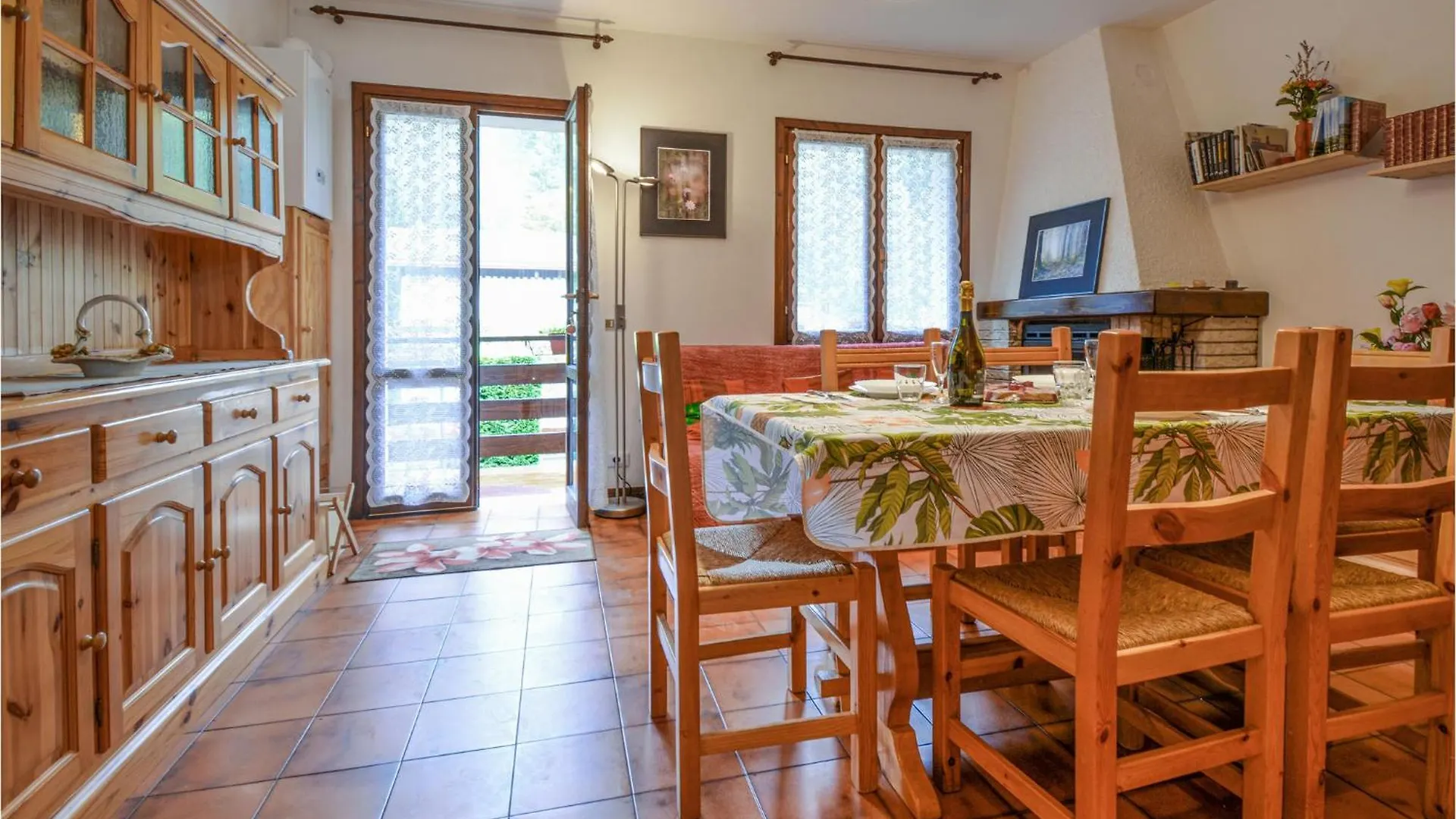 2 Bedroom Awesome Apartment In Lusiana Conco