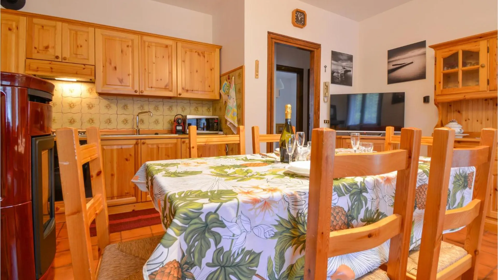 2 Bedroom Awesome Apartment In Lusiana Conco